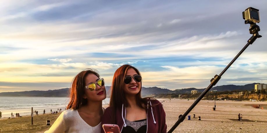 Selfie e tag, pericoli in agguato