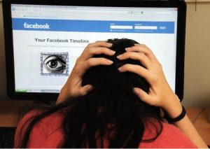 Cyber harassment: quando la molestia corre sul web